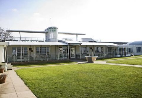 Others The Aviator Hotel