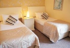 Others 5 Dexby Town House