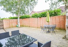 Lainnya 4 Ayuda House