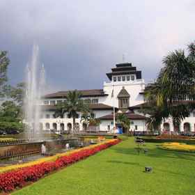 De Halimun Guest House 1, Hotel Click Square