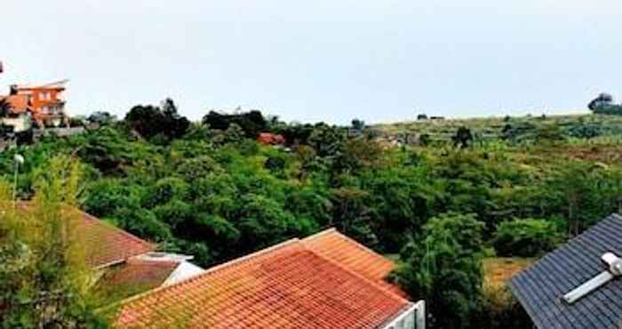 Nearby View and Attractions De Goti Dago Pakar