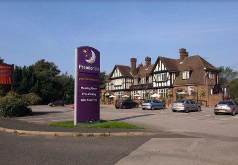 อื่นๆ Premier Inn Hagley