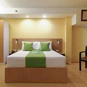 aurumOne Makati Suites1 , 飯店Cembo