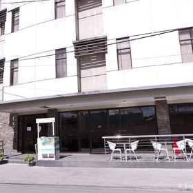 Express Inn - Mactan Hotel 1, Hotel The Rabbit Hole Mactan