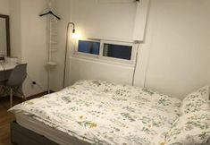 Others 2 Sinseoldong Station Residence