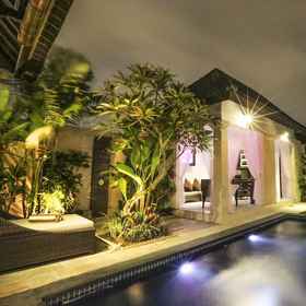 Blue Marlin Legian Villa 1, Hotel Joni Restaurant