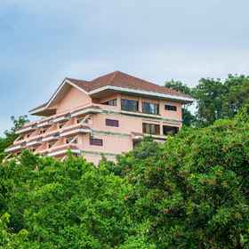 Boracay Ecovillage Resort And Convention Center 1, Hotel Diniwid Beach