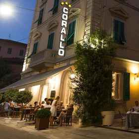 Hotel Corallo1 , 飯店桑布卡皮斯托耶塞