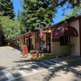 Dean Creek Resort1 , 飯店洪堡县办公室