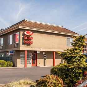 Econo Lodge Southeast Milwaukie1 , 飯店Sah-Hah-Lee Golf Course