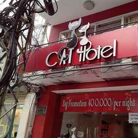Cat Legend Hotel 1, Khách sạn Takashimaya