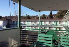 Others 7 Travelers Beach Inn