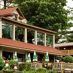 Woodlake Inn - Lake Placid1 , 飯店莱克普莱西德艺术中心
