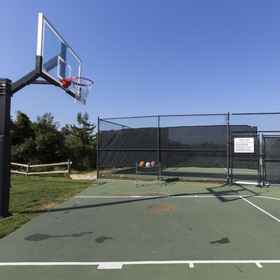 Driftwood Resort 1, โรงแรม & ที่พัก Suffolk County