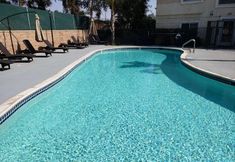 Others 4 Spark by Hilton Redlands