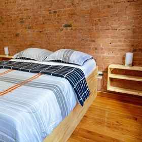 Morris Guest House1 , 飯店扬克斯公共图书馆