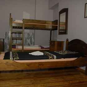 Hostel, Pokoje Gościnne Mleczarnia - Ozonowane 1, Hotel University of Wrocław