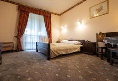 Lain-lain 7 Hotel Trylogia