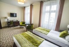 Others 3 Hotel Starka