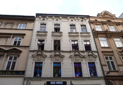 Khác Greg&Tom Beer House Hostel