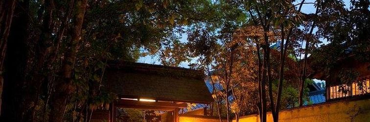 Khác Ryotei Tanokura