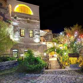 Oyku Evi Cave Hotel1 , 飯店内夫谢希尔