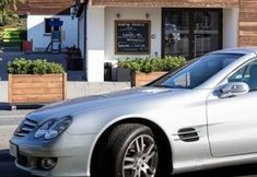 อื่นๆ 2 Hotel Port 110