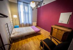 Others 5 Travellers Inn Hostel