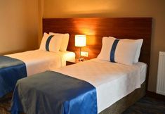 Others 7 Norton Hotel