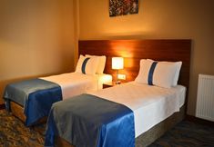 Others 4 Norton Hotel