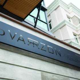 Varrzon Residence ศรีนครินทร์ 56 1, โรงแรม & ที่พัก Yyy