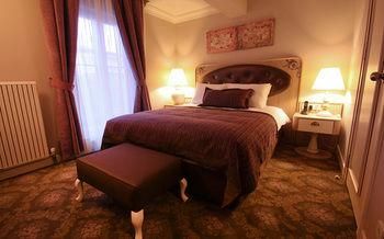 อื่นๆ 4 Sonno Boutique Rooms & Suites