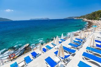 Others 4 Sardunya Otel Arka Bina