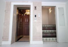 Others 4 Sasha House