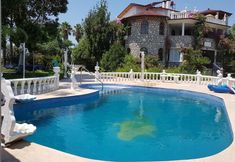 Lain-lain 4 Romantik Villa Dalla