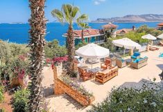 Others 5 Amphora Hotel