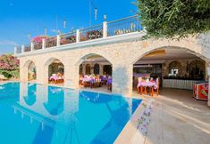 Others 6 Amphora Hotel