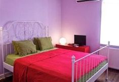 Lainnya 4 Pembe Cati