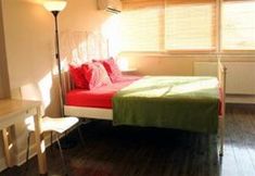 Lainnya 7 Pembe Cati