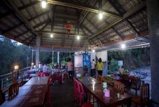 레스토랑 Phumektawan Resort