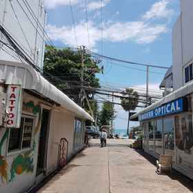 Sunny Beach Residence 1, Hotel Machanu statue
