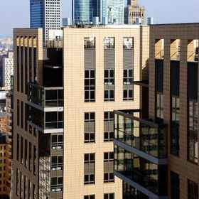 Platinum Residence 1, Apartemen Polandia