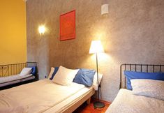 Others 6 24W Apartments Rynek