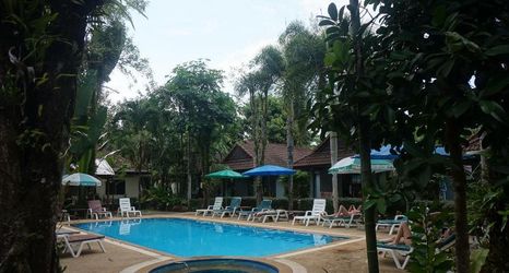 Others 2 Cousin Resort