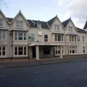 Saffron White And Green . 1, Khách sạn Redgate | Student Accommodation in Nottingham