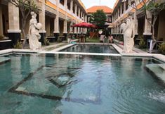 Others 7 Grand City Inn