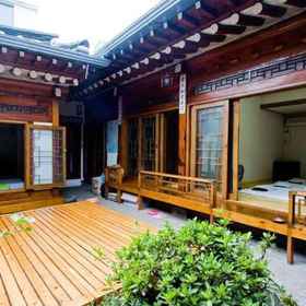 Friends House 1, Hotel Compose Coffee Duksung Women's University Branch