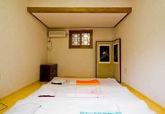 Lainnya 2 Friends House