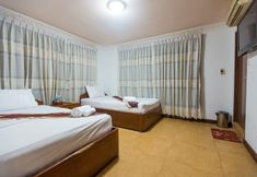 其他 6 Flamingos Hotel