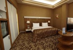 其他 6 Divan Express Baku